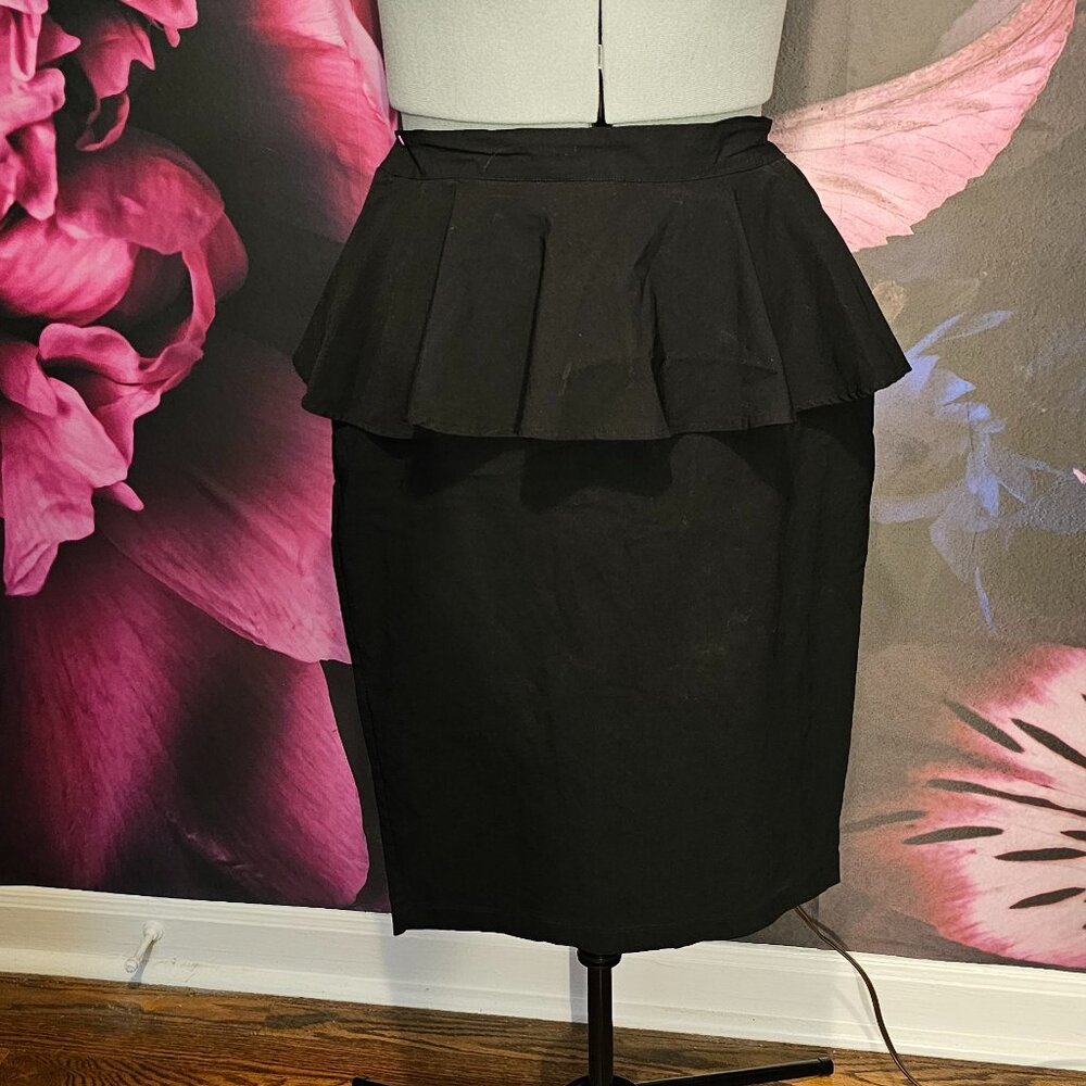 Unique Vintage peplum pencil skirt